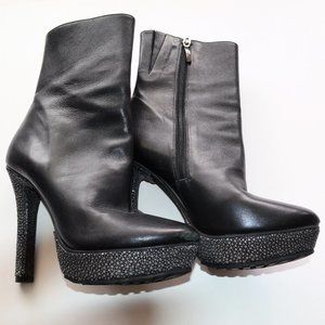 Alexandre Birman Black Leather Platform Heels